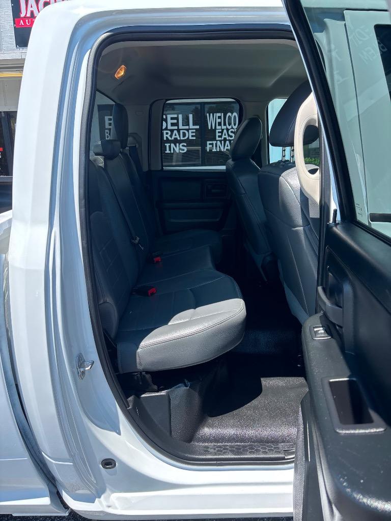 2016 Ram 1500 - $17,995