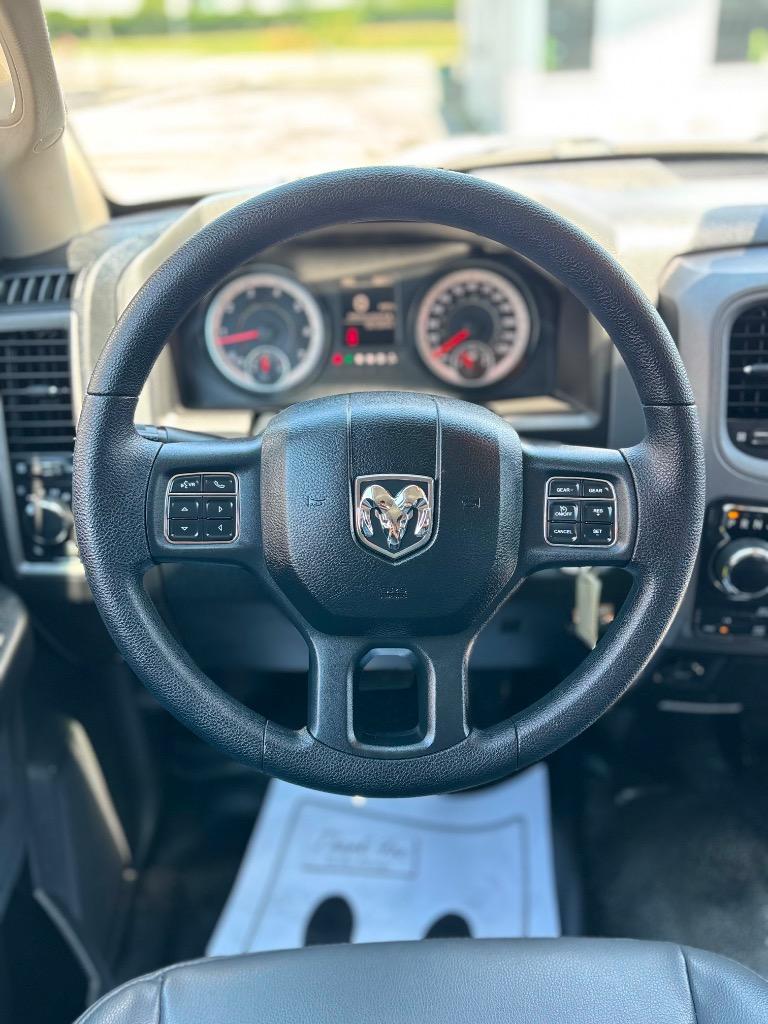 2016 Ram 1500 - $17,995
