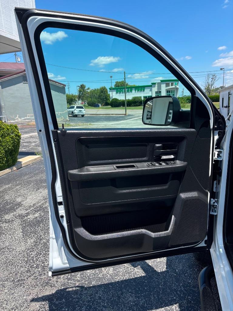 2016 Ram 1500 - $17,995