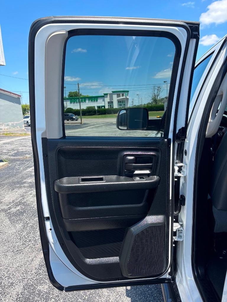 2016 Ram 1500 - $17,995