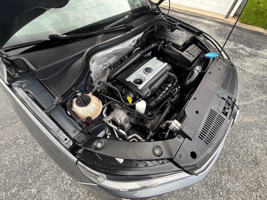 2016 Volkswagen Tiguan - $9,995