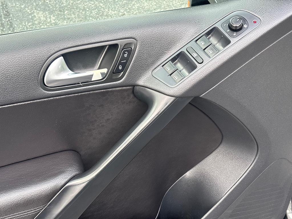 2016 Volkswagen Tiguan - $9,995