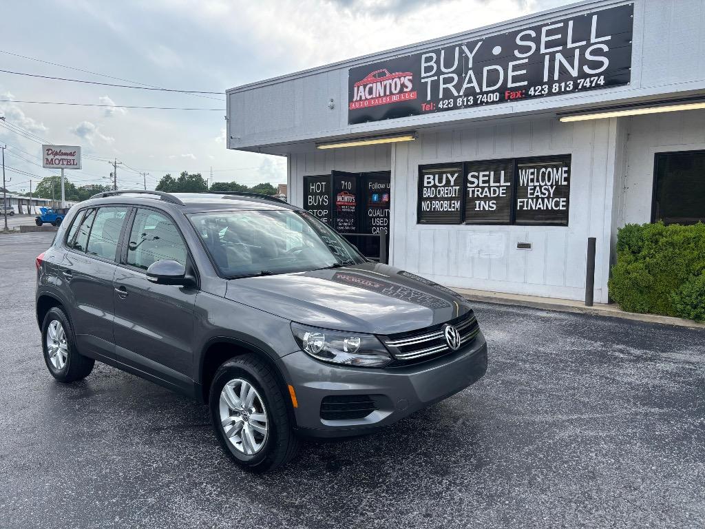 2016 Volkswagen Tiguan - $9,995