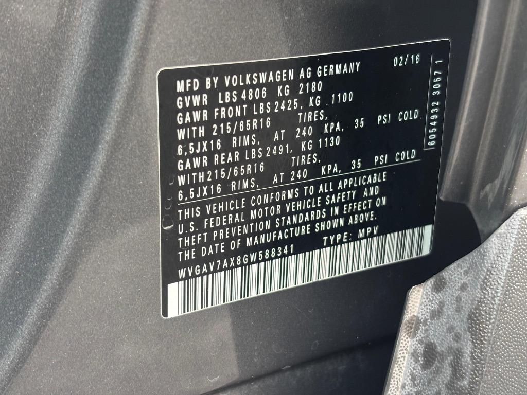2016 Volkswagen Tiguan - $9,995