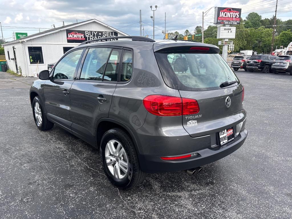2016 Volkswagen Tiguan - $9,995