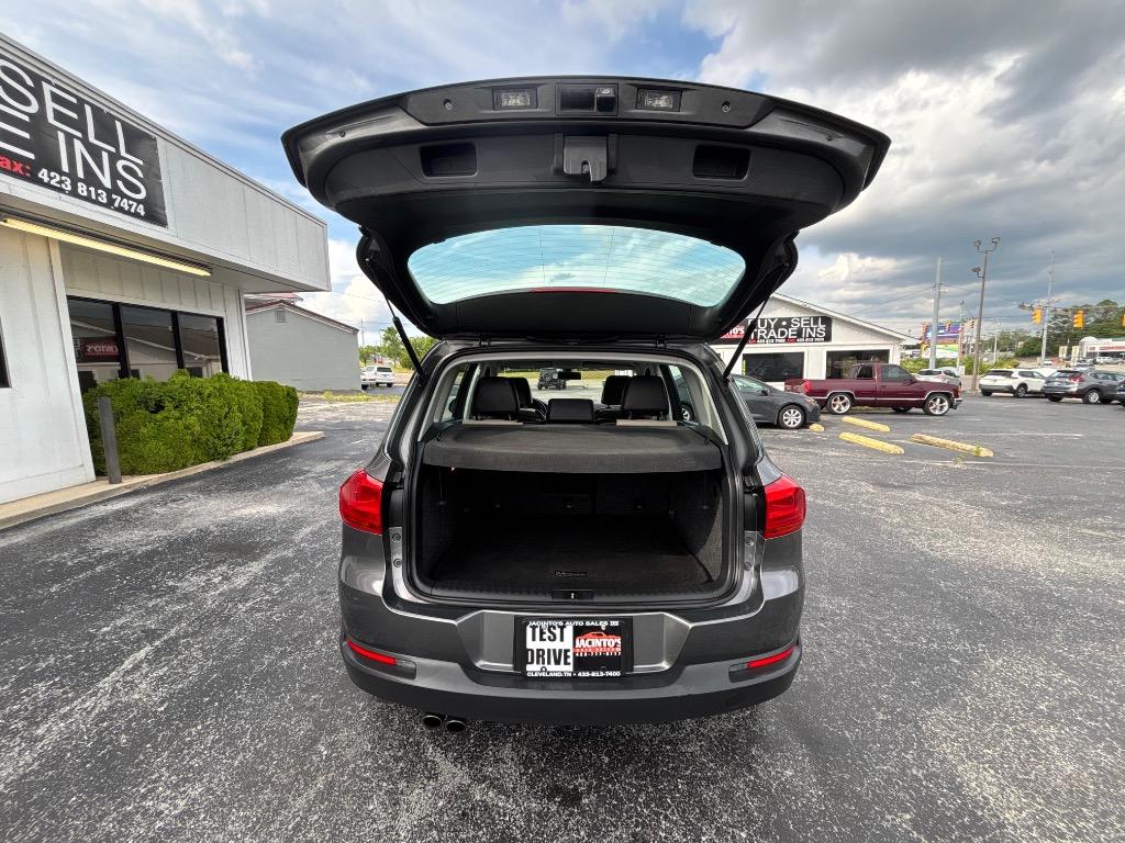 2016 Volkswagen Tiguan - $9,995