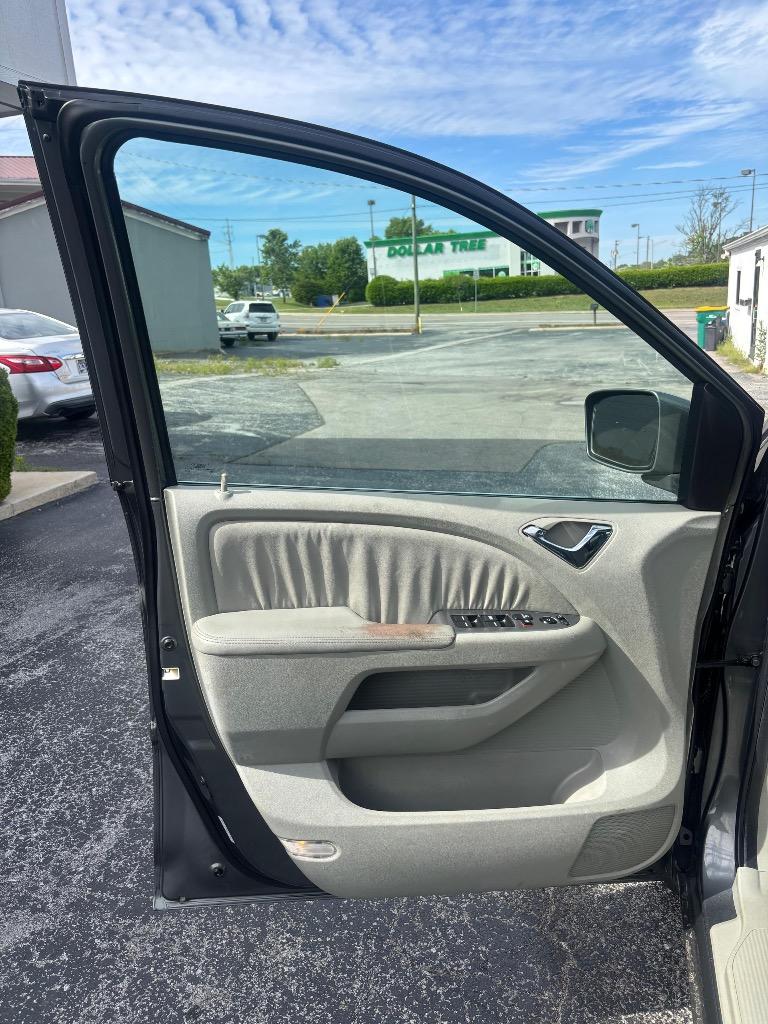 2008 Honda Odyssey - $7,995