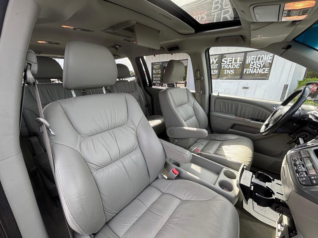2008 Honda Odyssey - $7,995