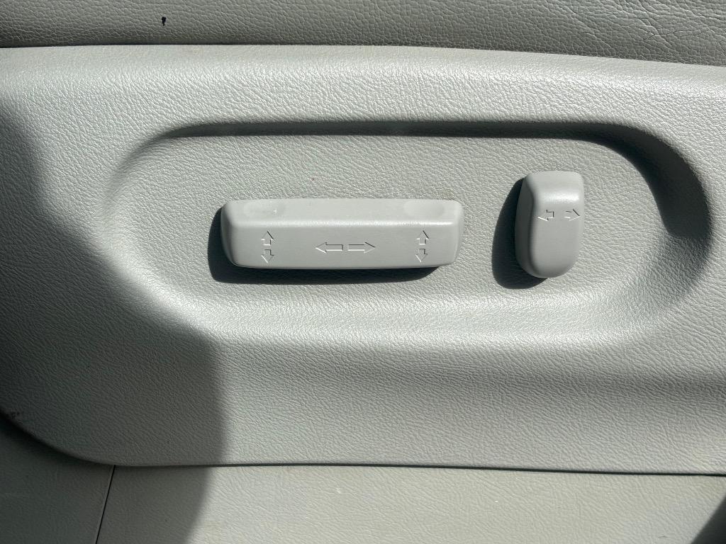 2008 Honda Odyssey - $7,995