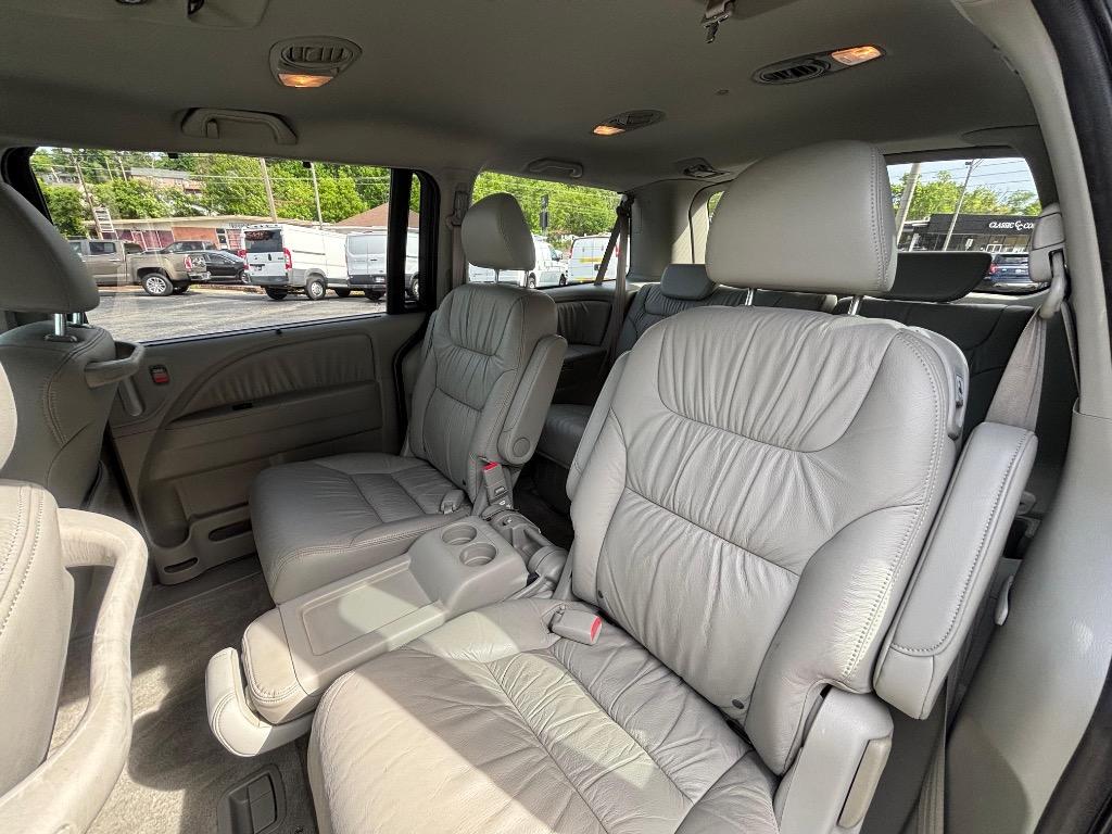 2008 Honda Odyssey - $7,995