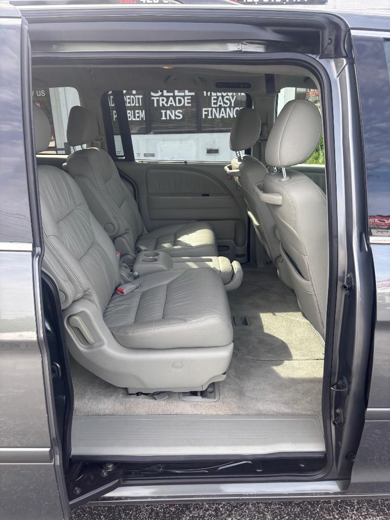 2008 Honda Odyssey - $7,995