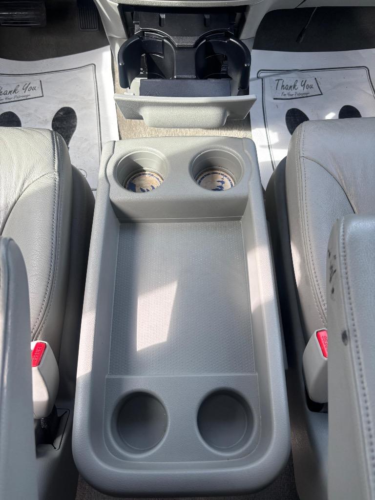 2008 Honda Odyssey - $7,995