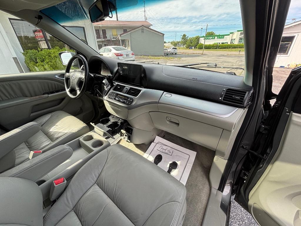 2008 Honda Odyssey - $7,995