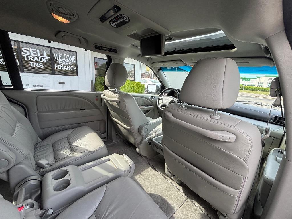2008 Honda Odyssey - $7,995