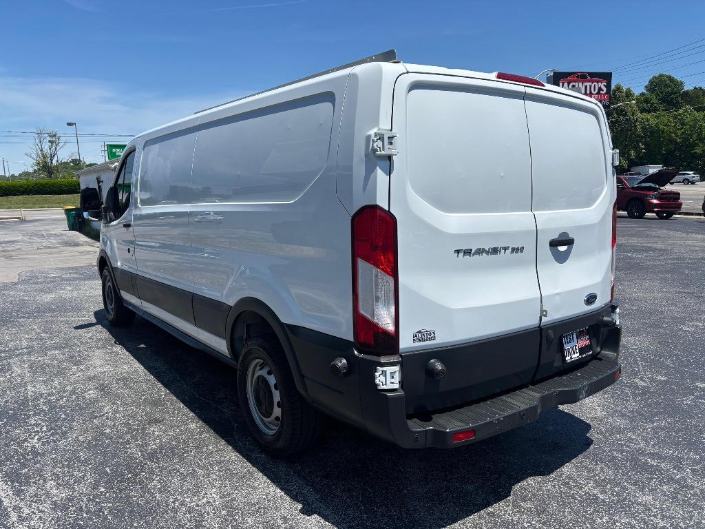 2017 Ford T350 Vans - $10,995