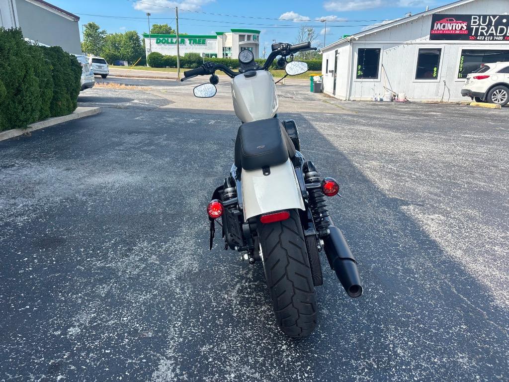 2022 Harley-davidson Iron 883 - $9,995