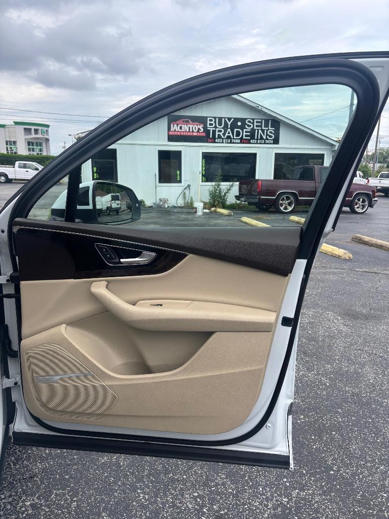 2019 Audi Q7 - $15,995