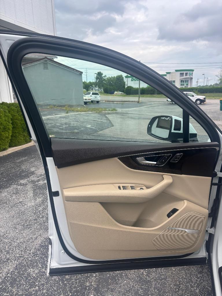 2019 Audi Q7 - $15,995