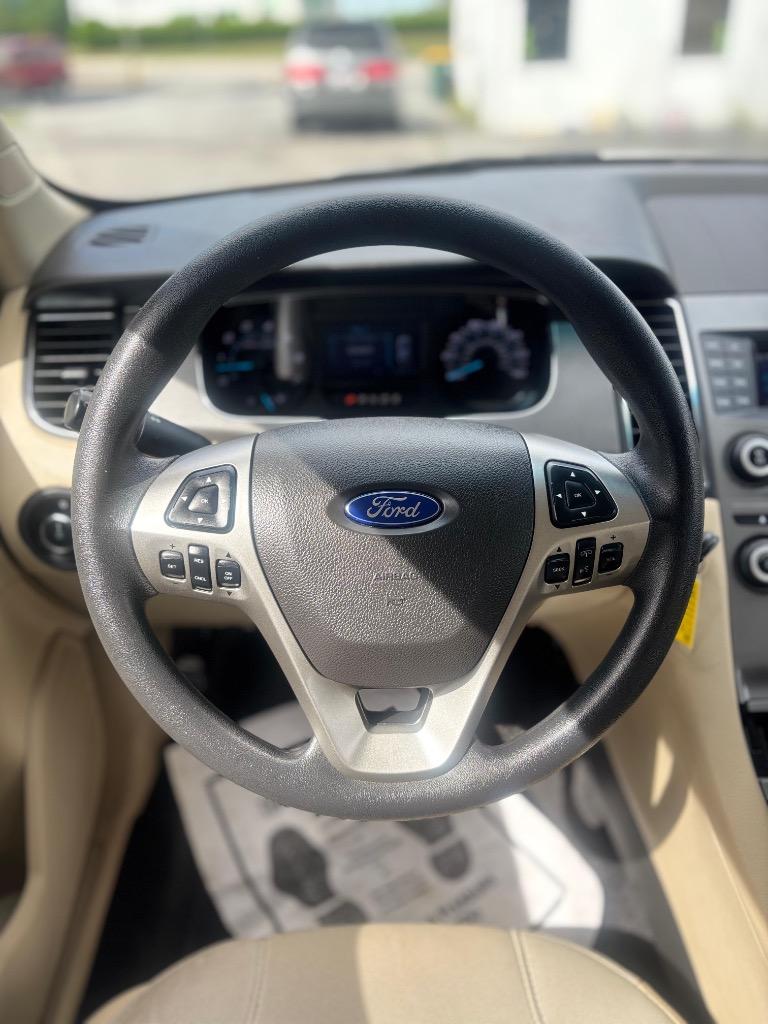 2018 Ford Taurus - $8,995