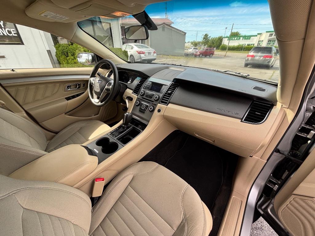 2018 Ford Taurus - $8,995