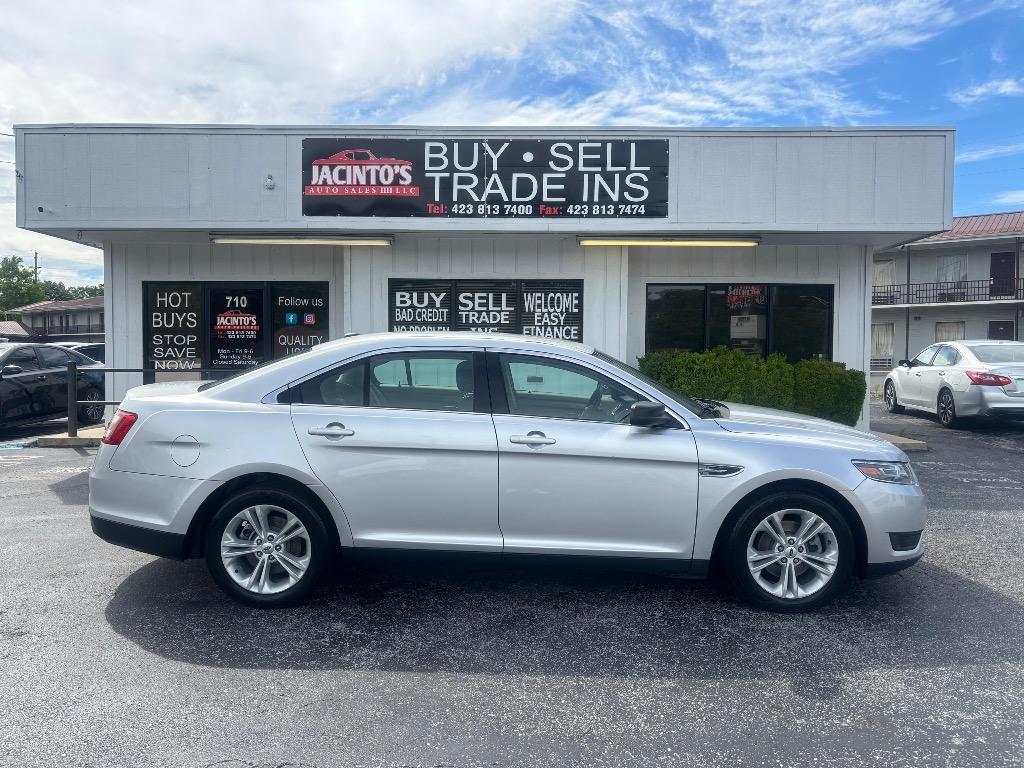 2018 Ford Taurus - $8,995