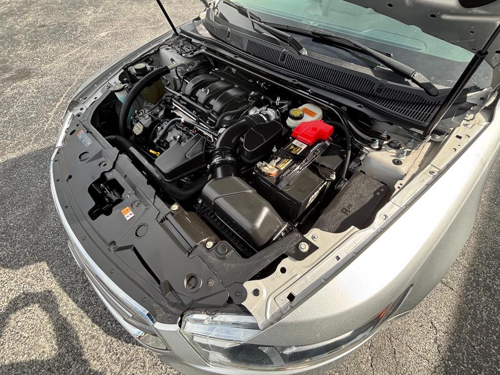 2018 Ford Taurus - $8,995