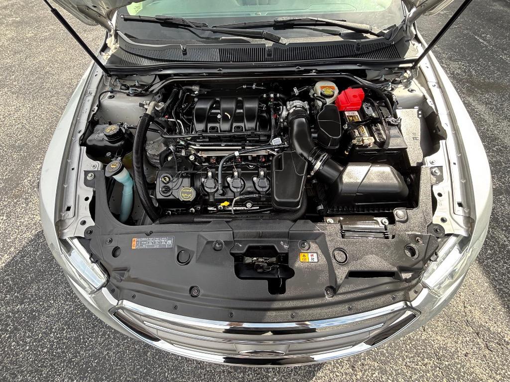 2018 Ford Taurus - $8,995
