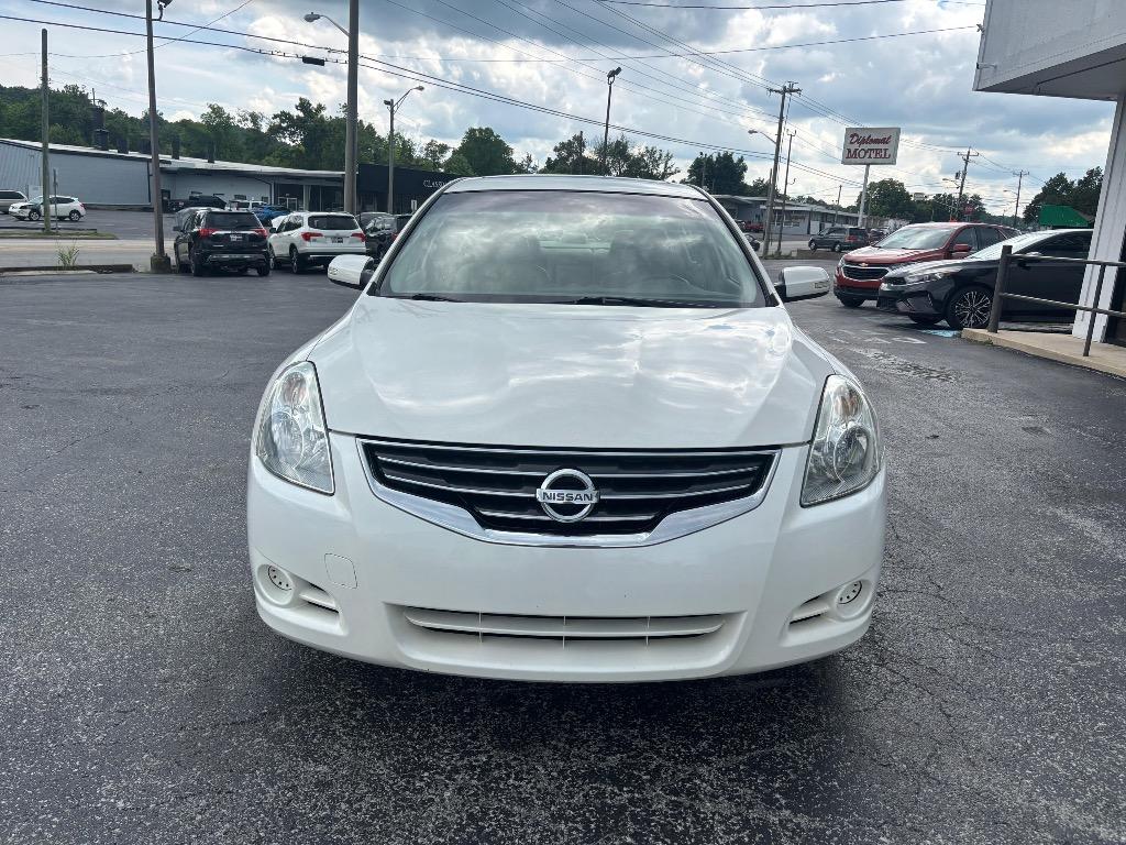 2011 Nissan Altima - $7,995