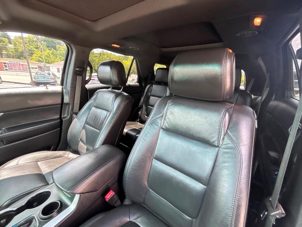 2015 Ford Explorer - $10,995