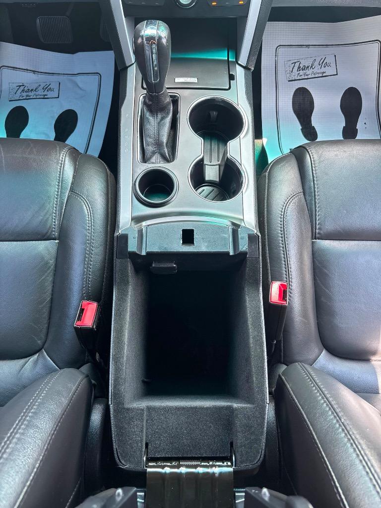 2015 Ford Explorer - $10,995