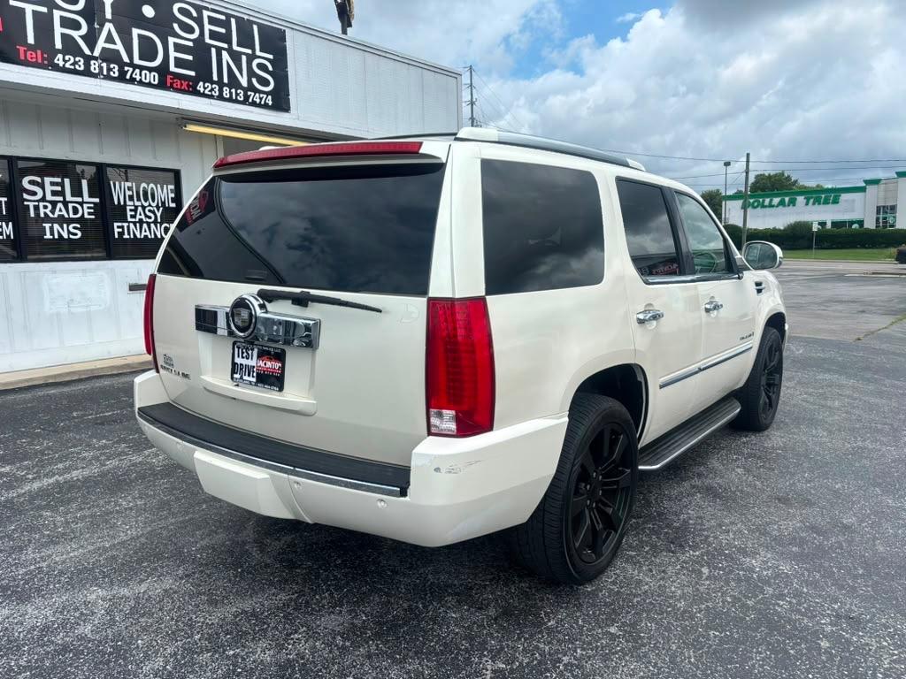 2007 Cadillac Escalade - $6,995