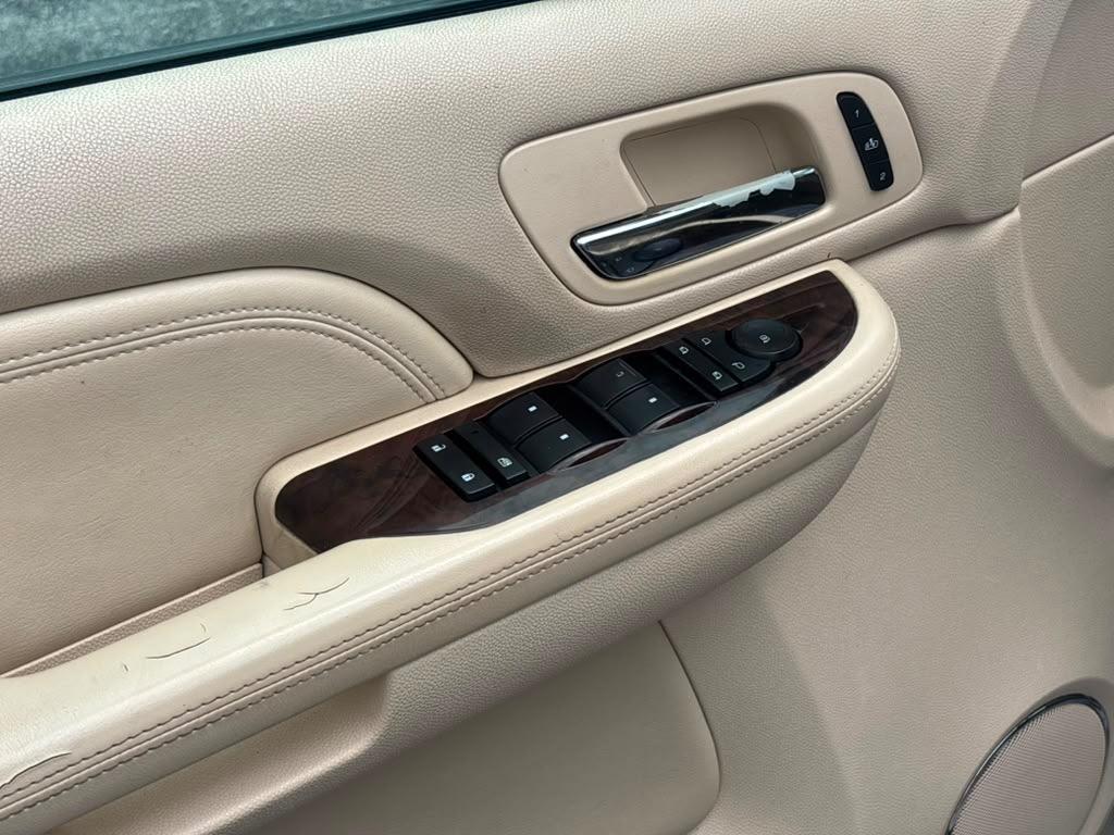 2007 Cadillac Escalade - $6,995