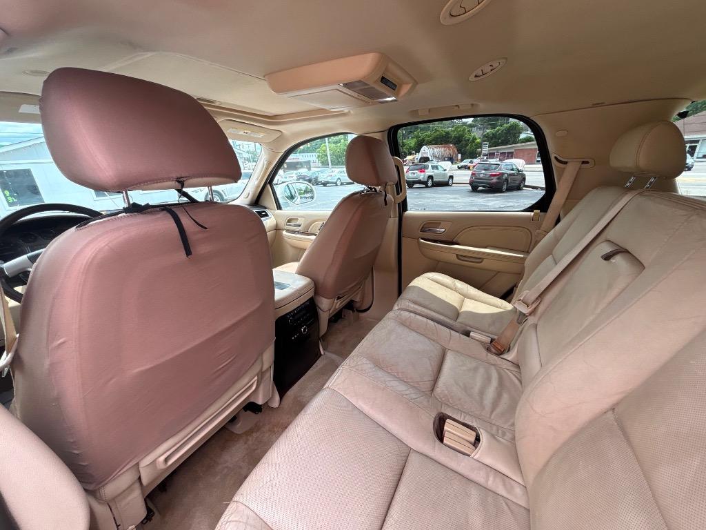 2007 Cadillac Escalade - $6,995