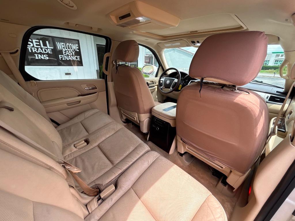 2007 Cadillac Escalade - $6,995