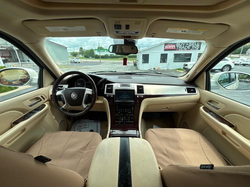 2007 Cadillac Escalade - $6,995