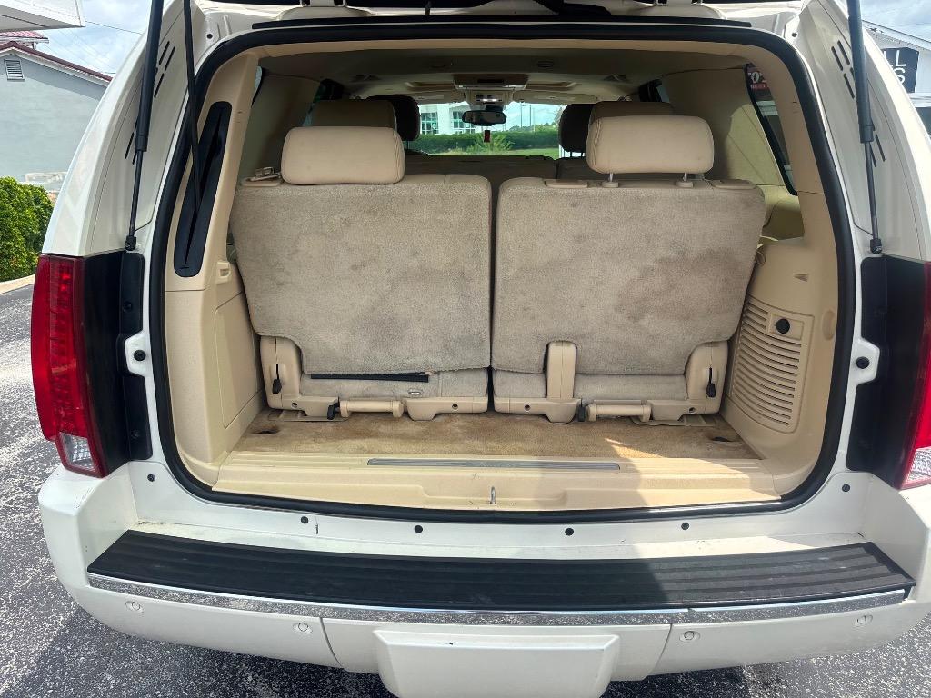2007 Cadillac Escalade - $6,995