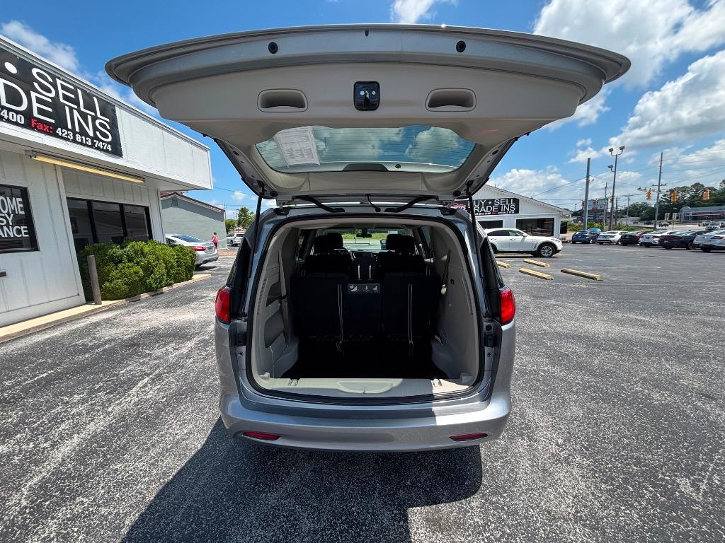 2021 Chrysler Voyager - $17,995