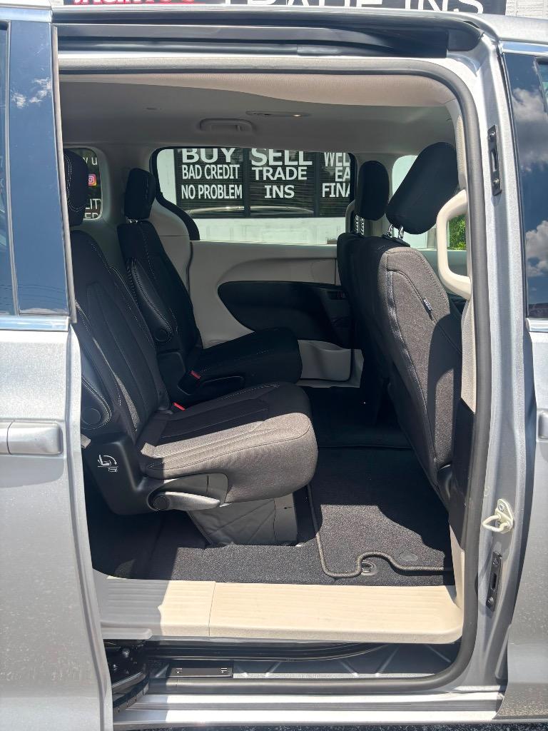2021 Chrysler Voyager - $17,995