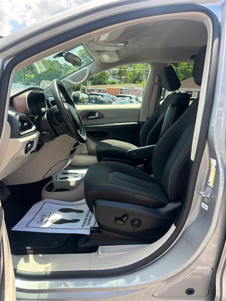 2021 Chrysler Voyager - $17,995