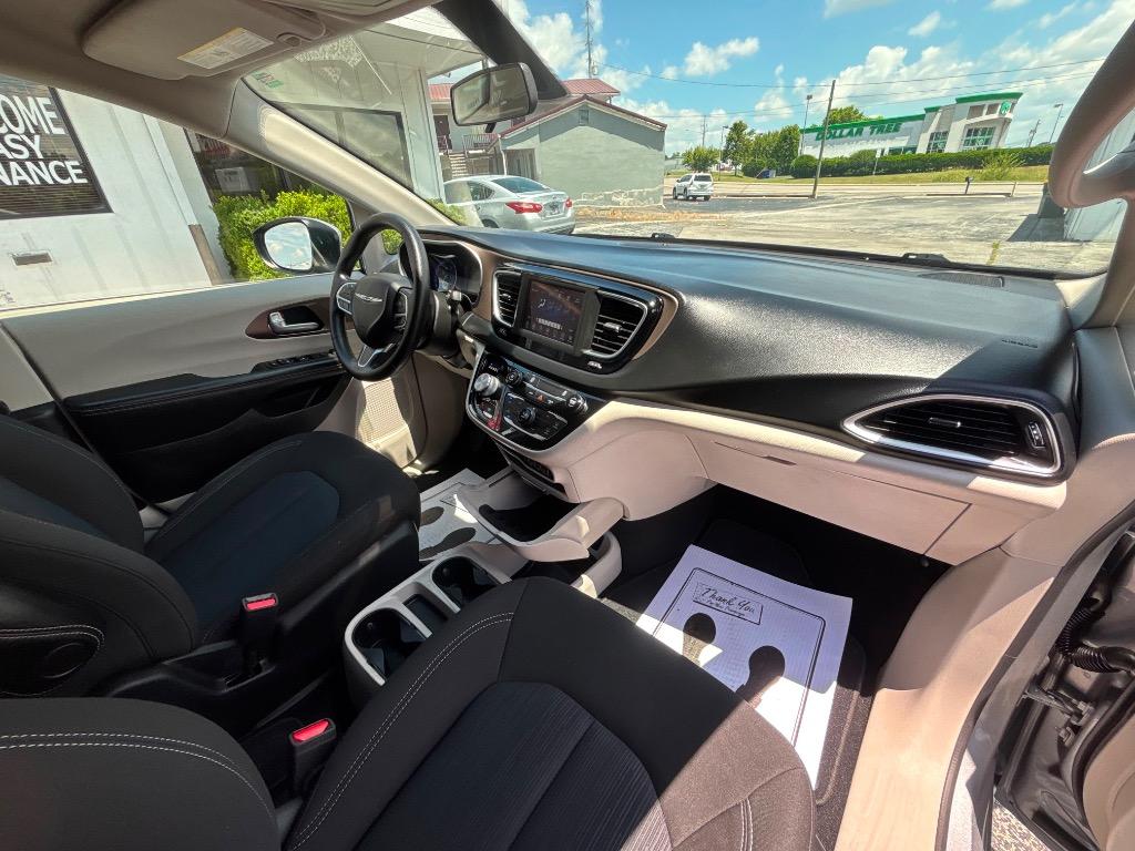 2021 Chrysler Voyager - $17,995