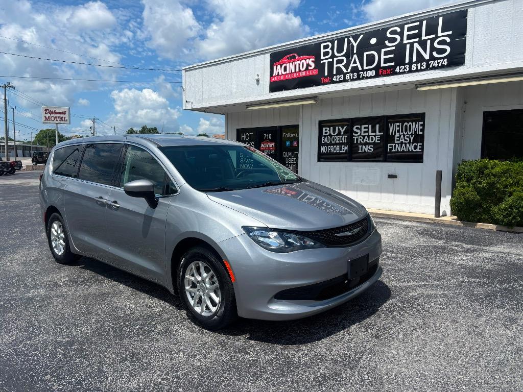 2021 Chrysler Voyager - $17,995