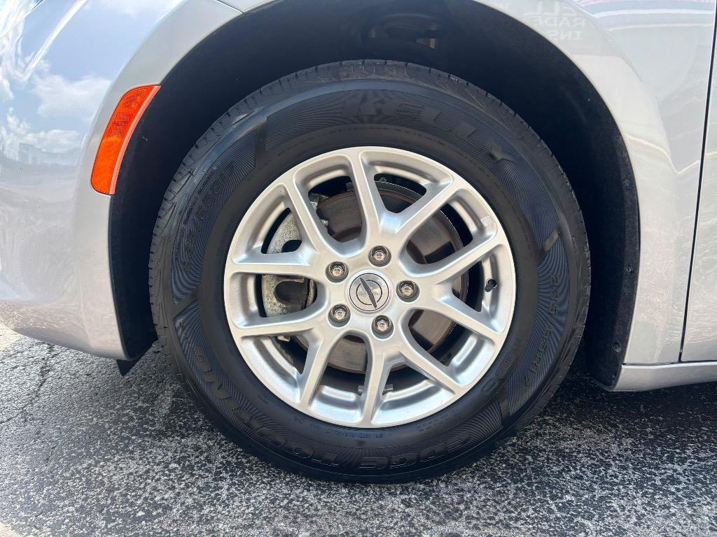 2021 Chrysler Voyager - $17,995