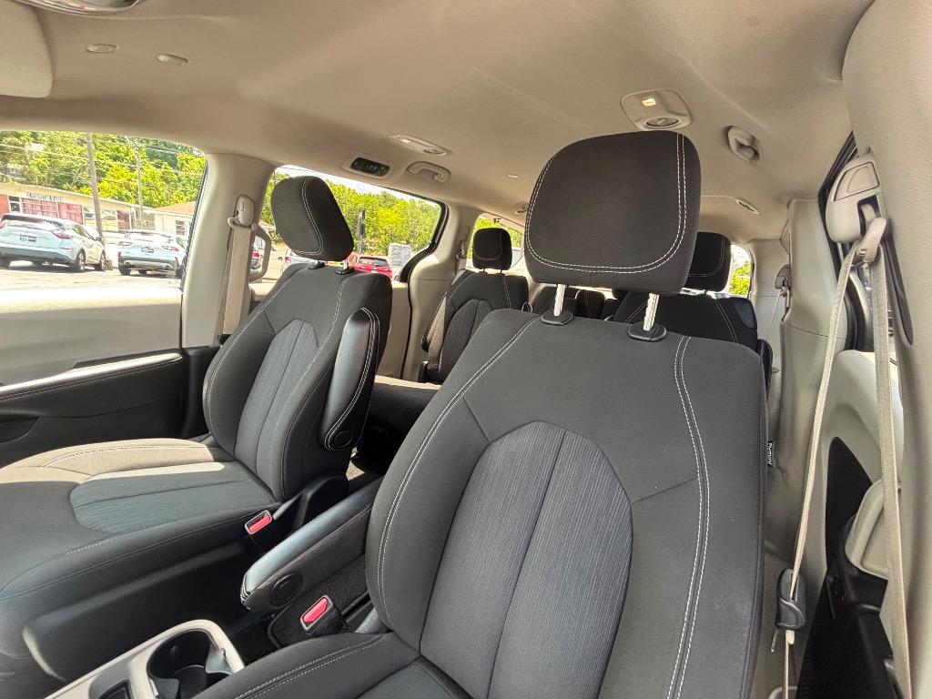 2021 Chrysler Voyager - $17,995