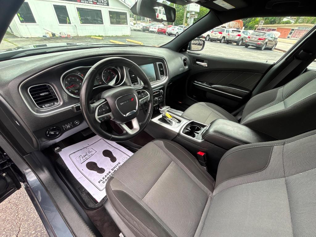 2016 Dodge Charger - $13,995