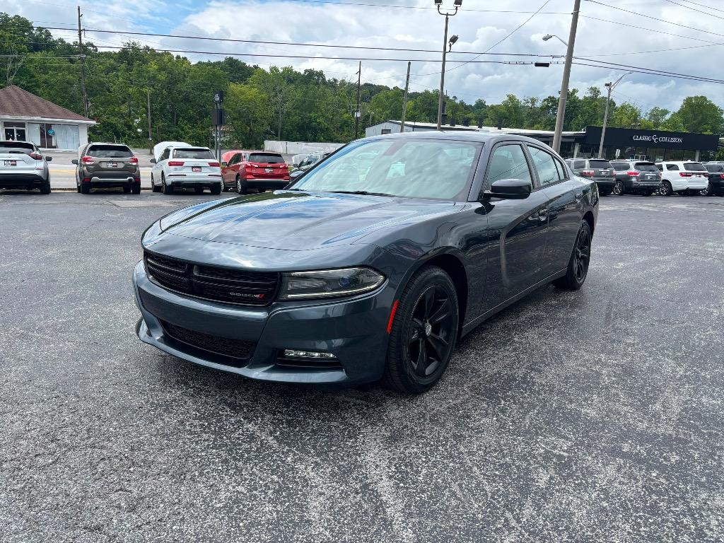 2016 Dodge Charger - $13,995