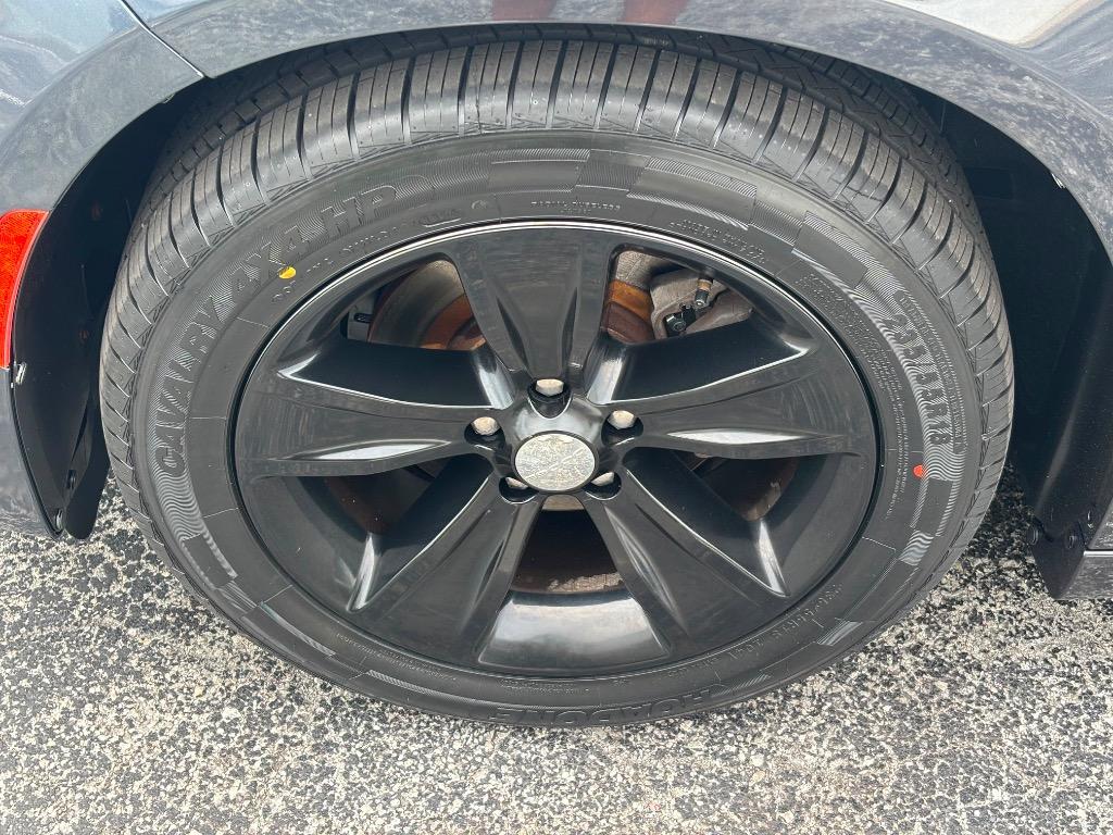 2016 Dodge Charger - $13,995