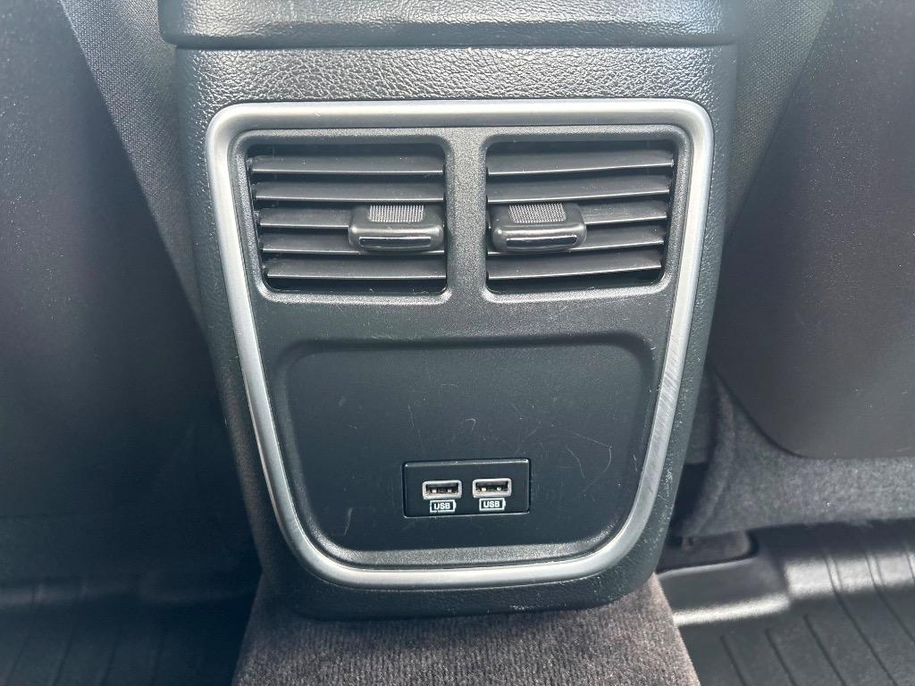 2016 Dodge Charger - $13,995