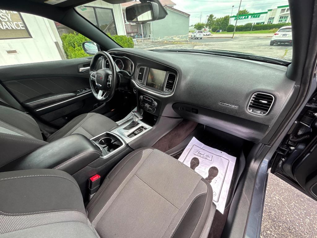 2016 Dodge Charger - $13,995