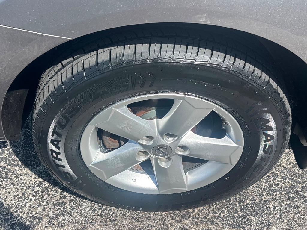 2013 Nissan Rogue - $8,995