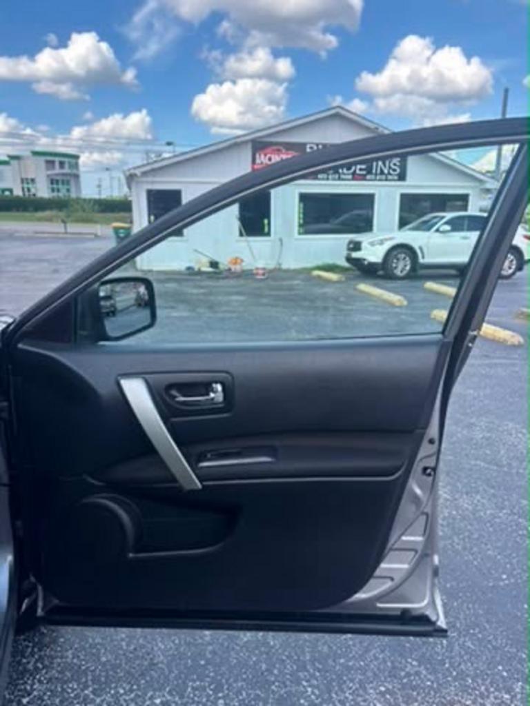 2013 Nissan Rogue - $8,995